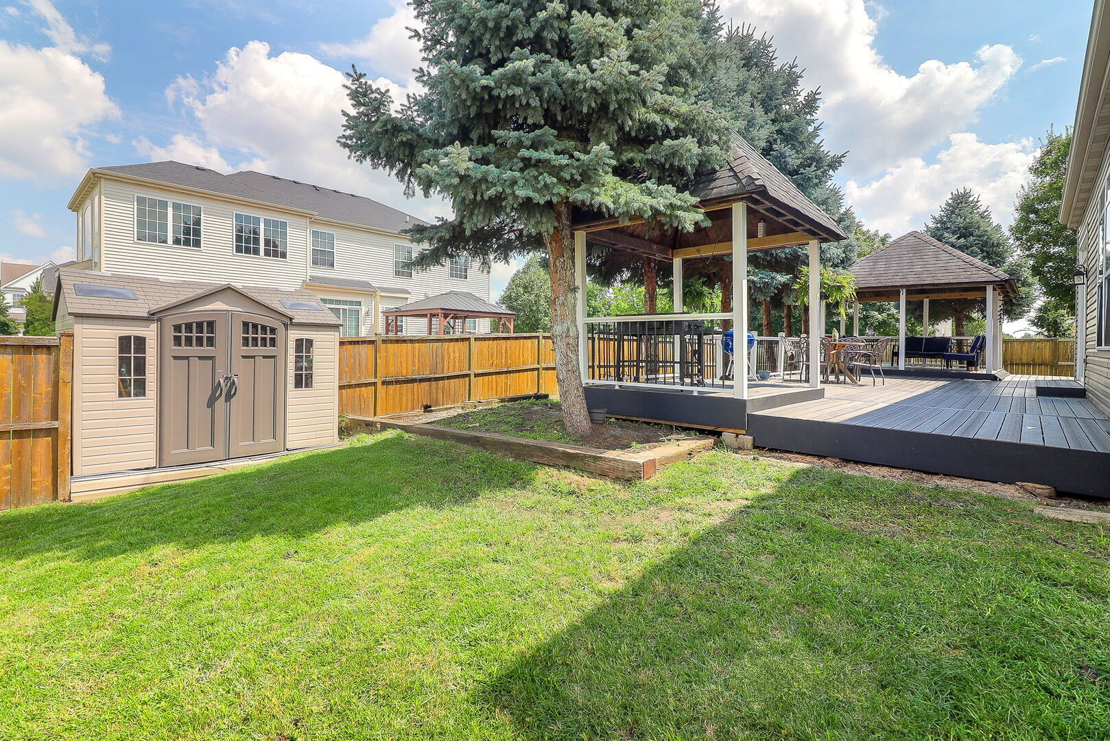 406 S Palmer Drive, Bolingbrook, IL 60490