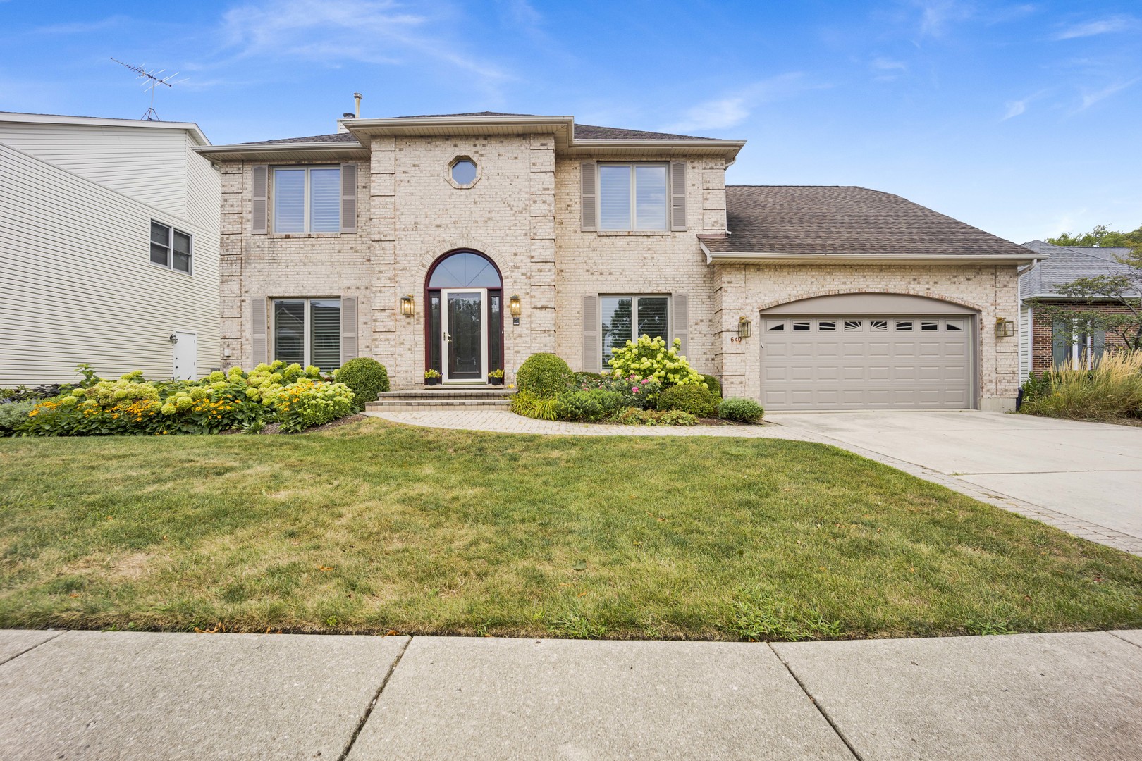 640 Downey Street, Hoffman Estates, IL 60169