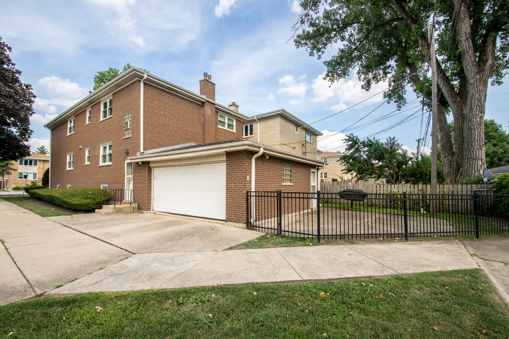 1316 N Northwest Highway, Park Ridge, IL 60068