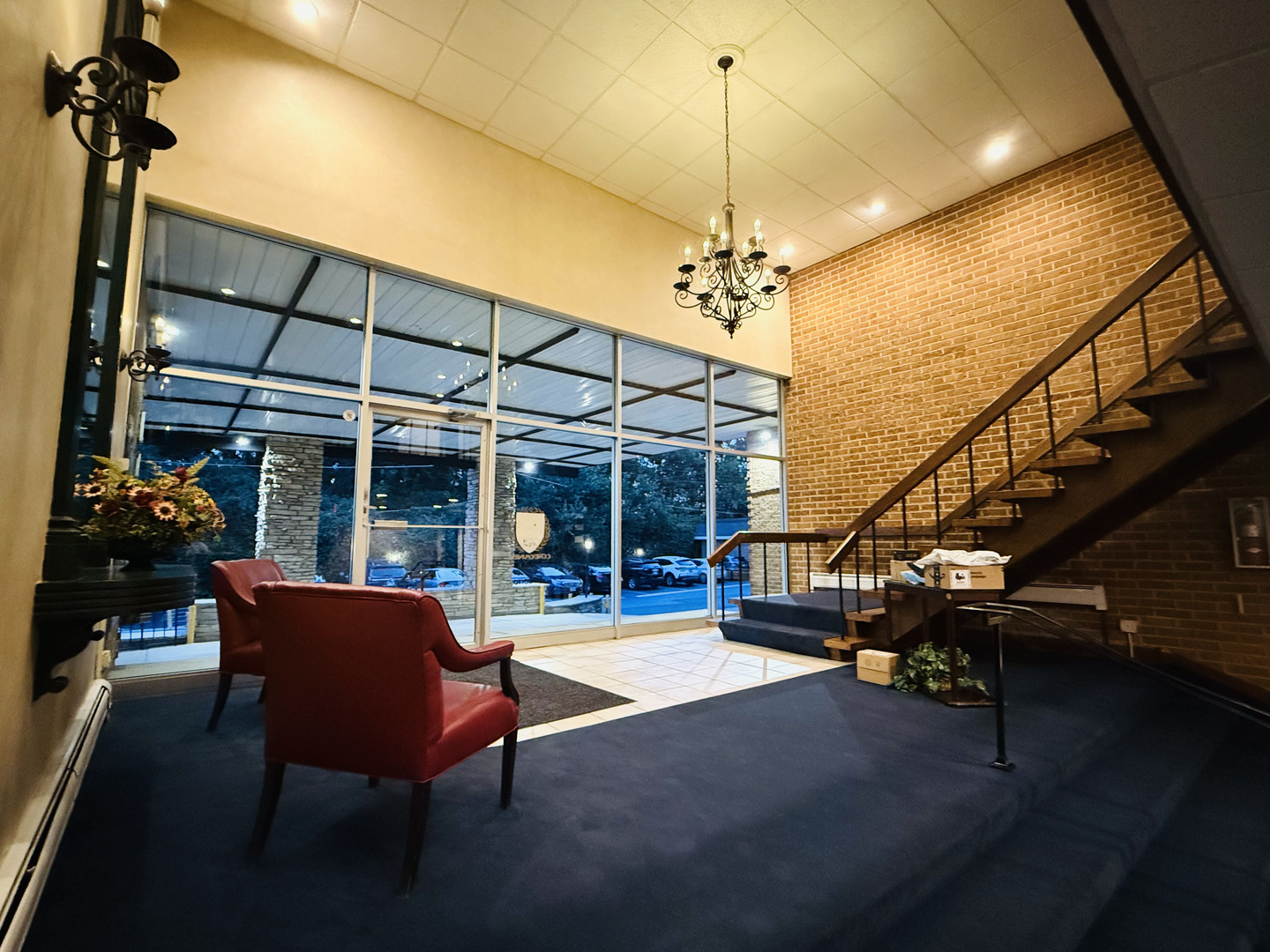 4250 Saratoga Avenue #L305, Downers Grove, IL 60515