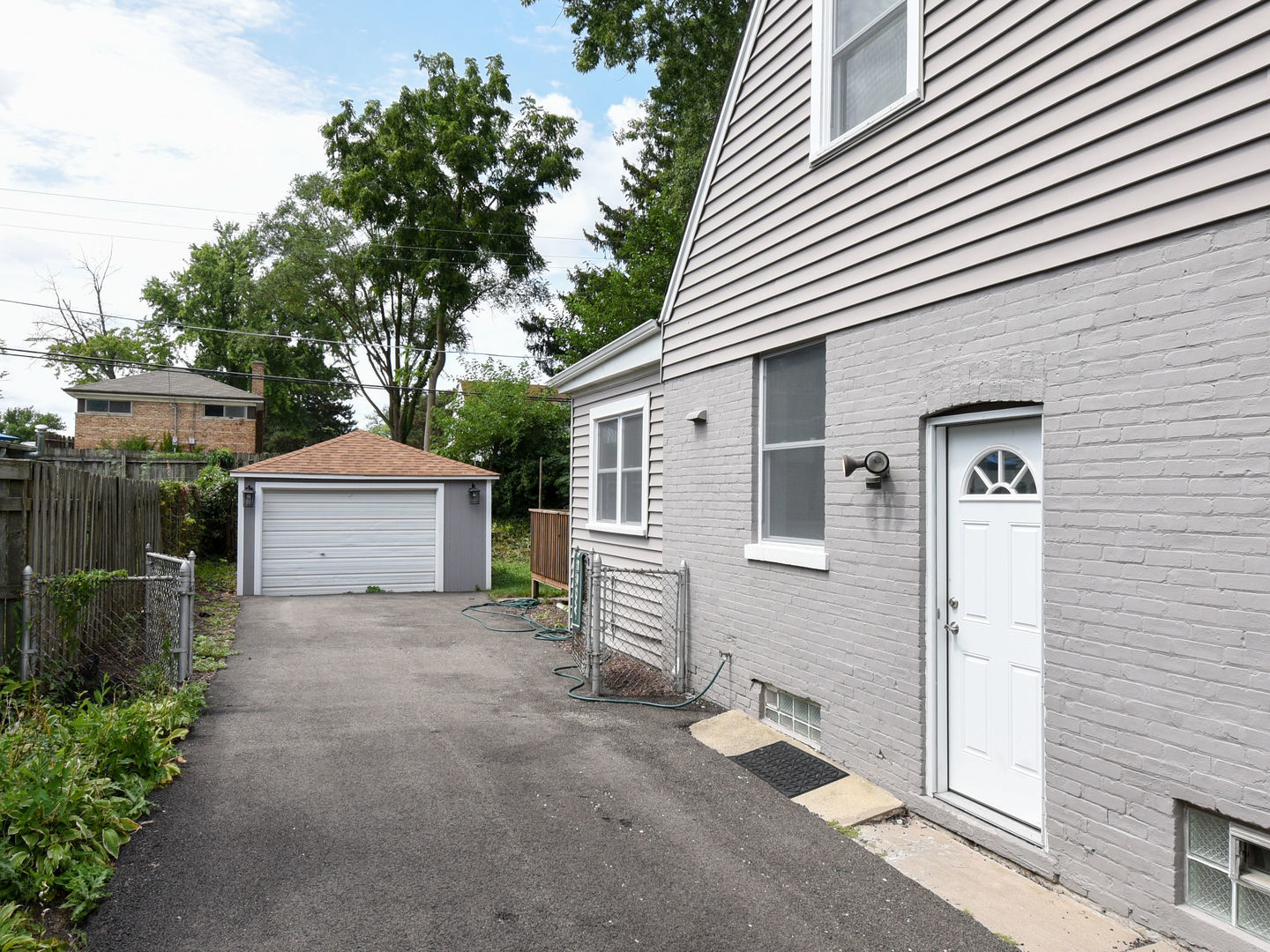 1326 Heidorn Avenue, Westchester, IL 60154