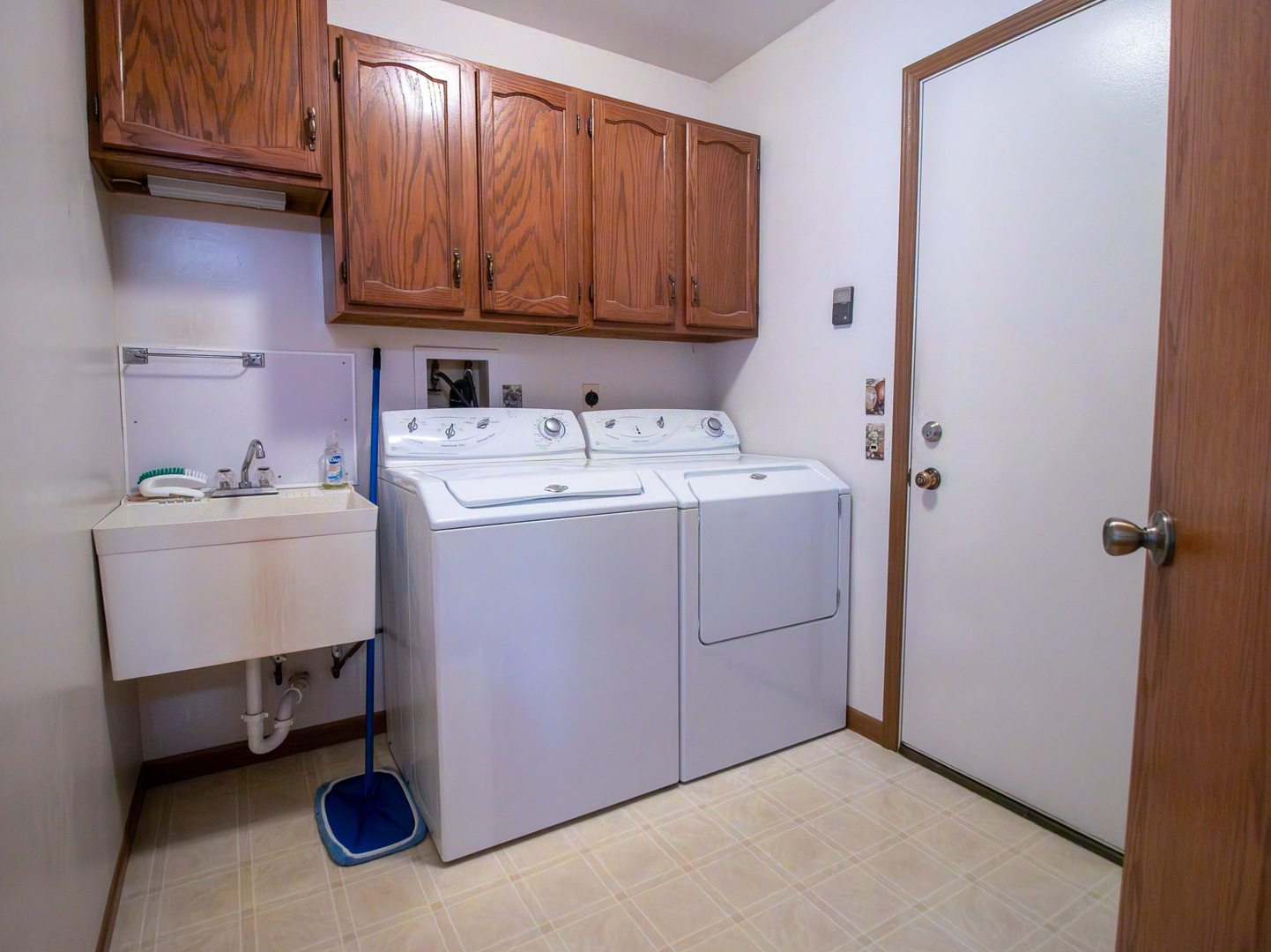 36 Fallcreek Circle #0, Montgomery, IL 60538