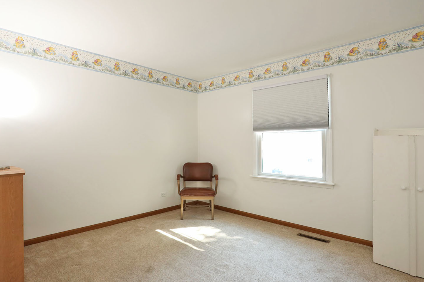 910 S Vista Drive, Algonquin, IL 60102