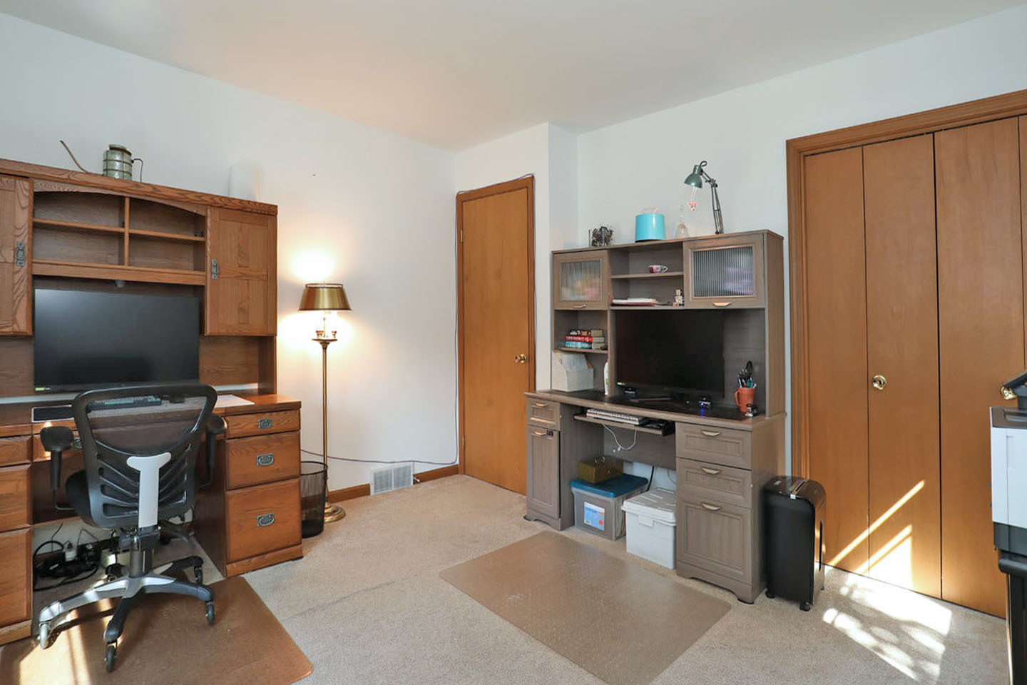 910 S Vista Drive, Algonquin, IL 60102