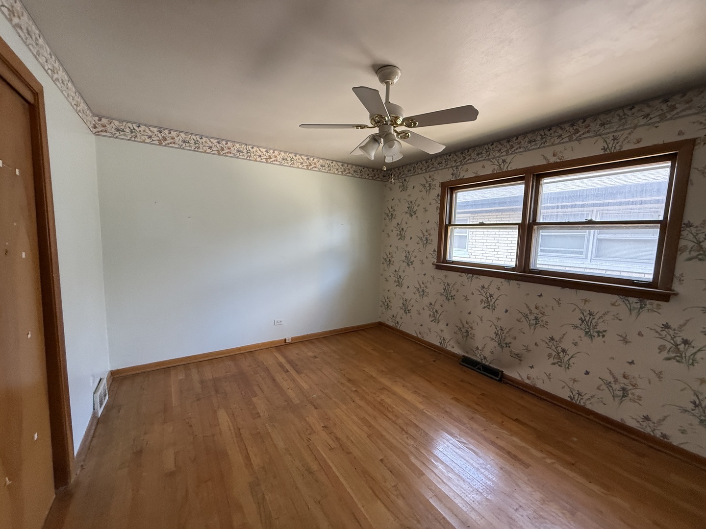 530 Bensley Avenue, Calumet City, IL 60409