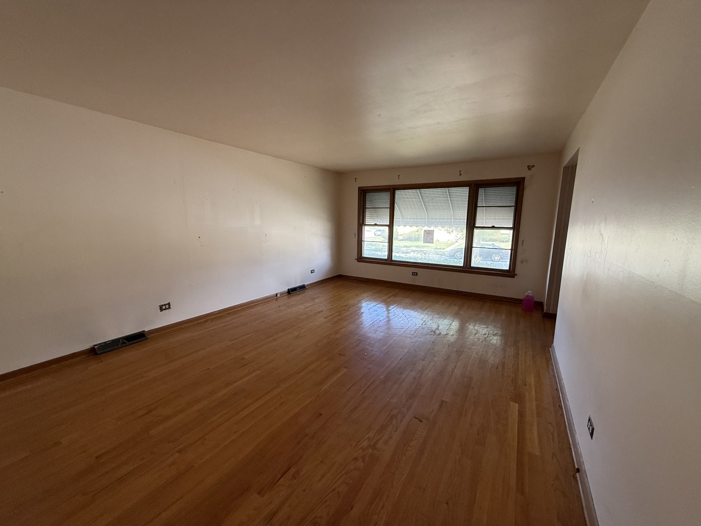 530 Bensley Avenue, Calumet City, IL 60409