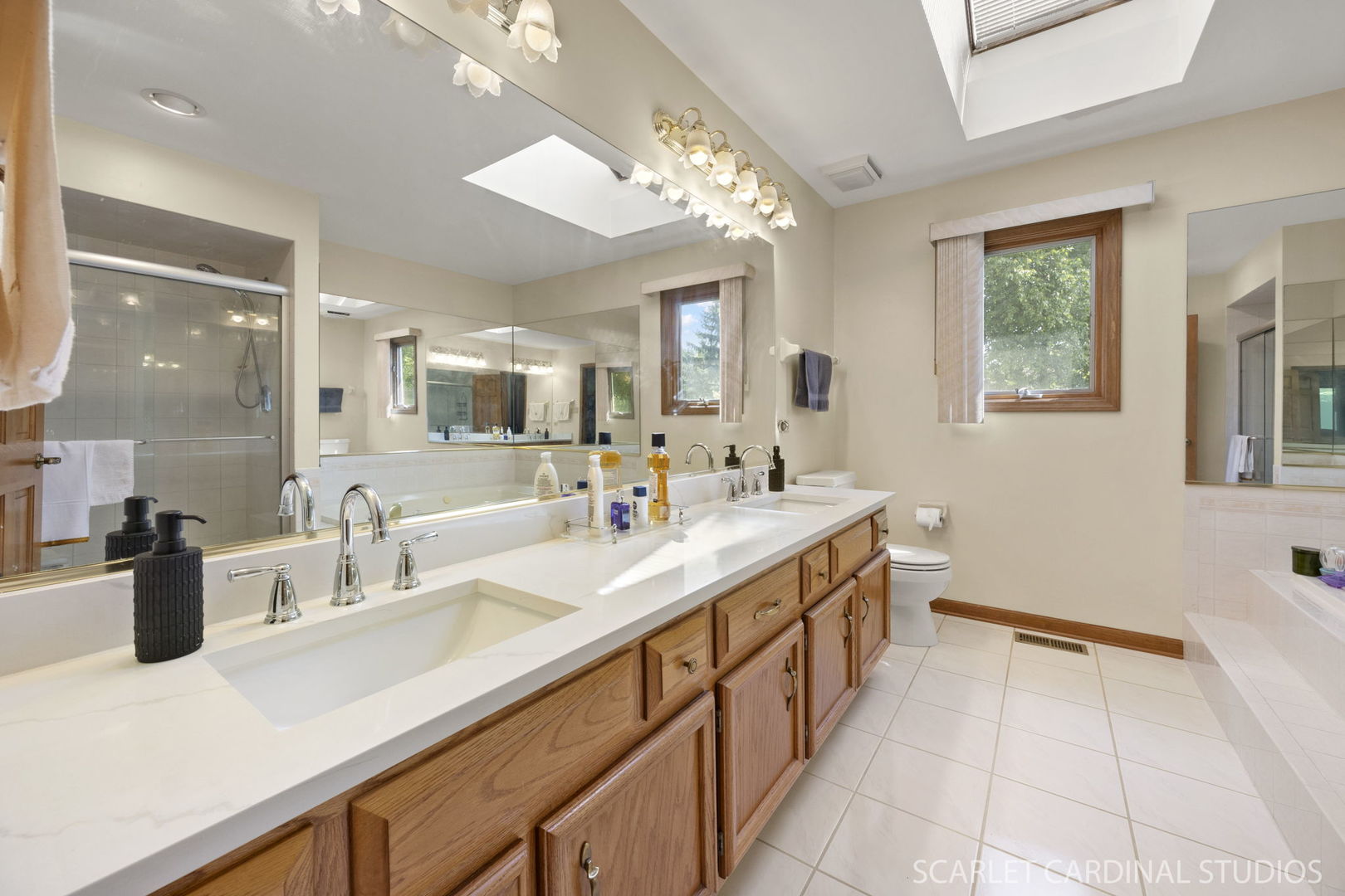 1712 Chepstow Court, Naperville, IL 60540
