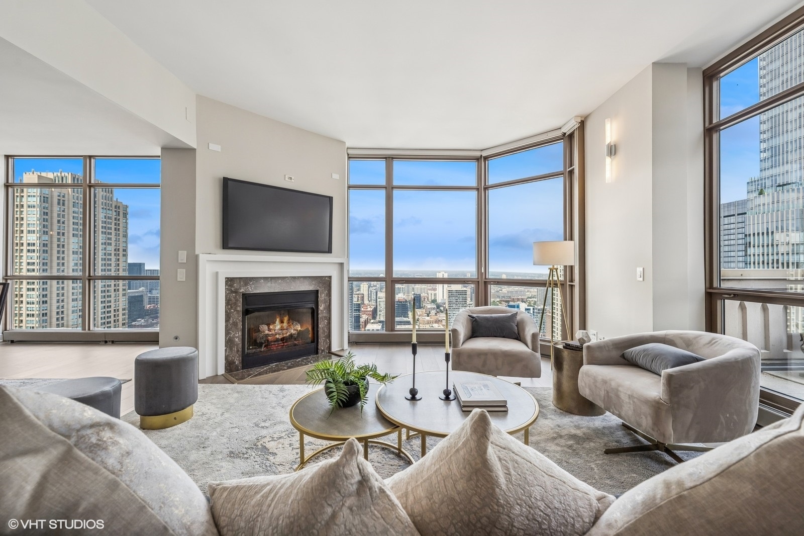 21 E Huron Street #4301, Chicago, IL 60611