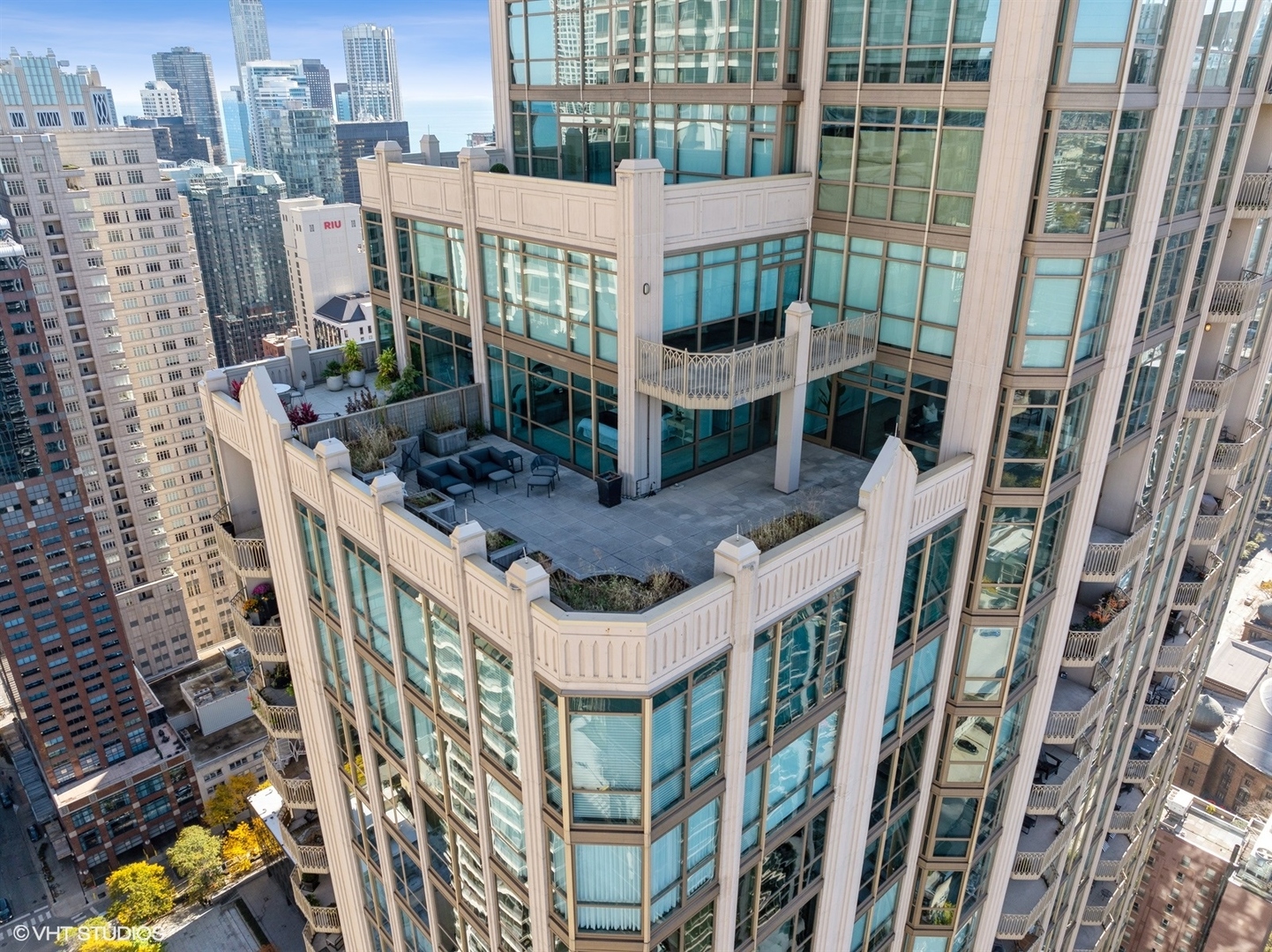 21 E Huron Street #4301, Chicago, IL 60611