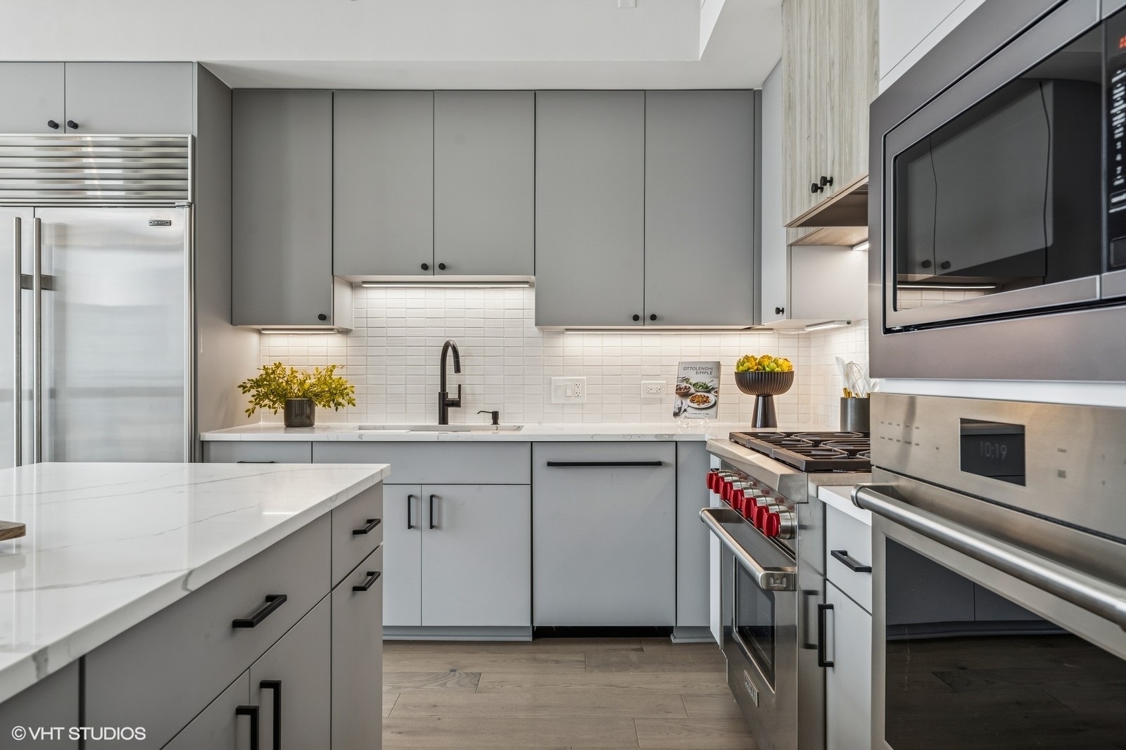 21 E Huron Street #4301, Chicago, IL 60611