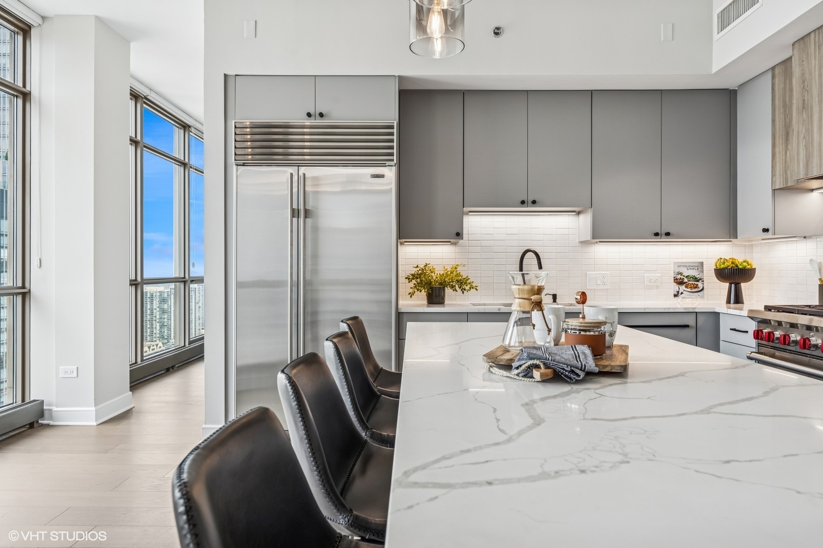 21 E Huron Street #4301, Chicago, IL 60611
