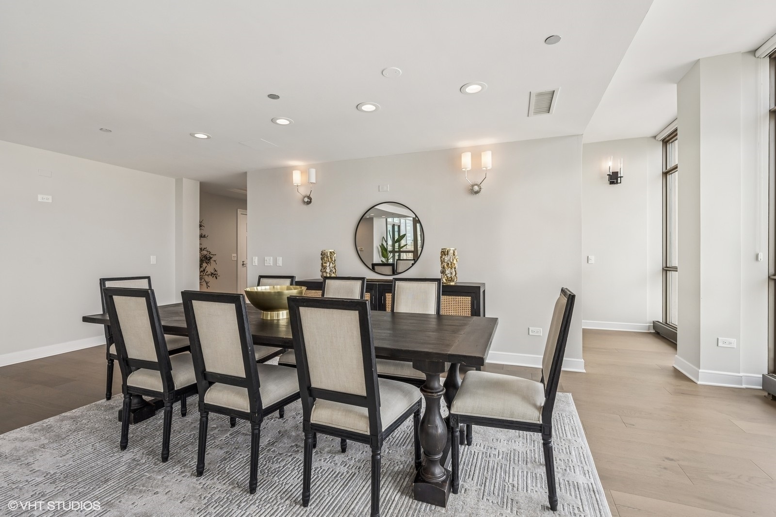21 E Huron Street #4301, Chicago, IL 60611
