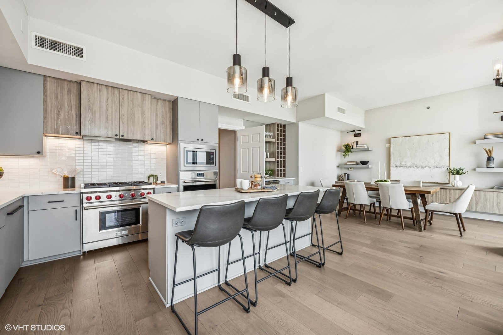21 E Huron Street #4301, Chicago, IL 60611