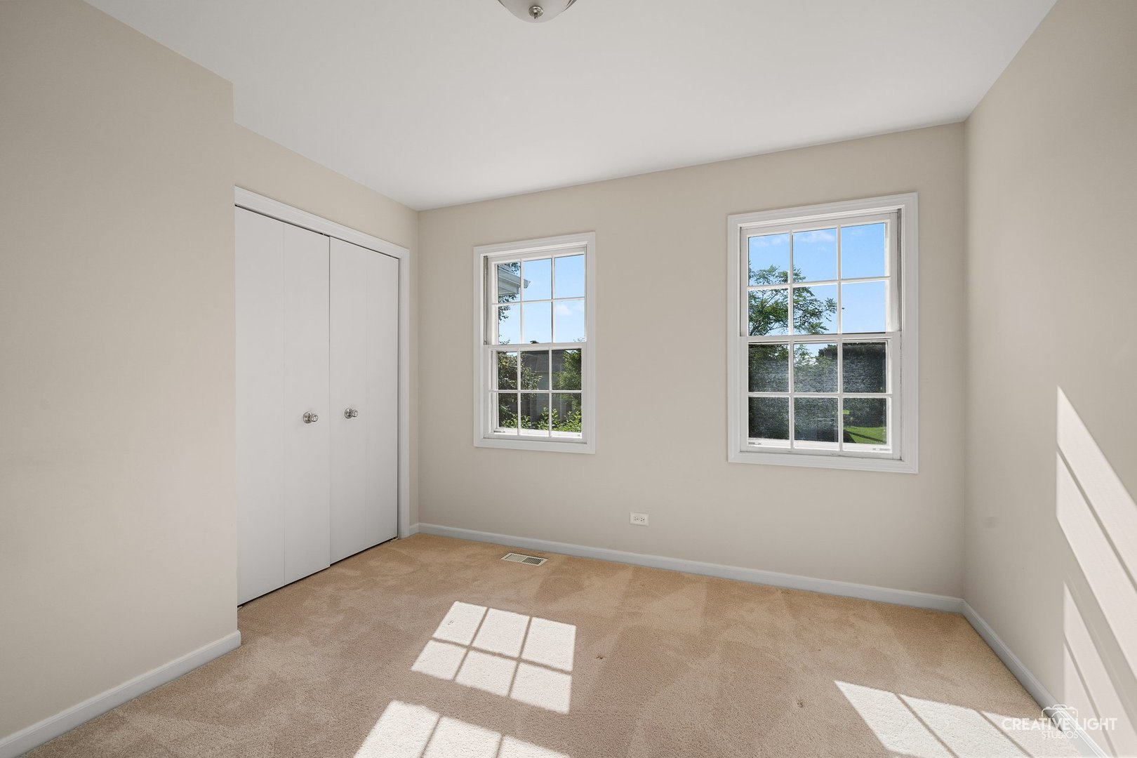 309 Northampton Drive, Oswego, IL 60543