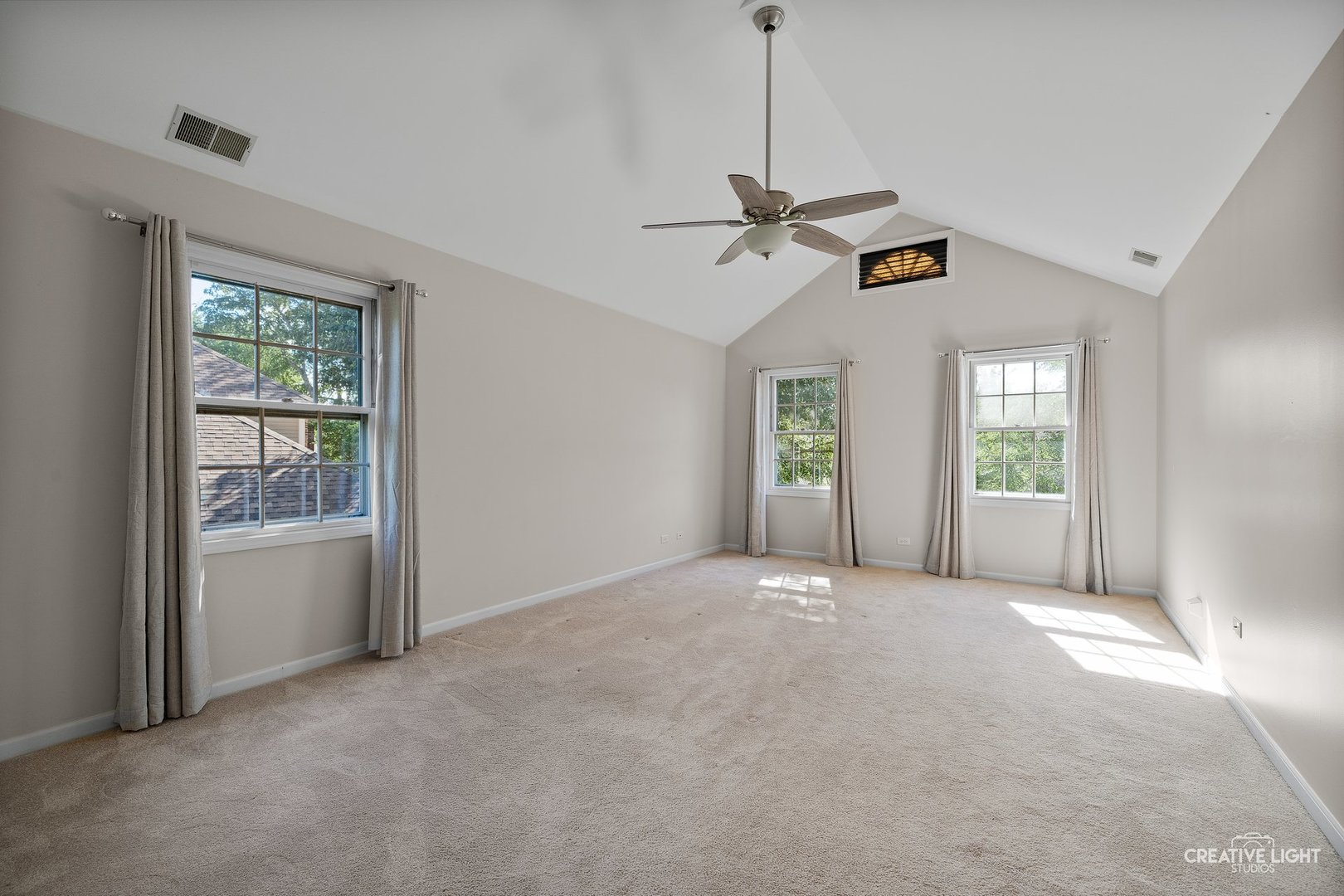 309 Northampton Drive, Oswego, IL 60543