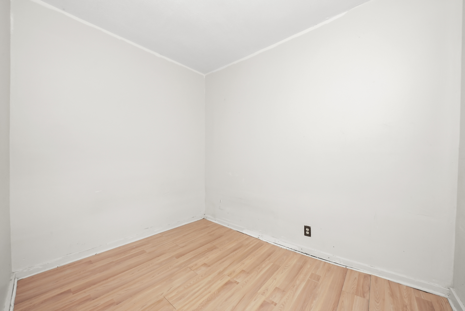 2900 W 25TH Place, Chicago, IL 60623