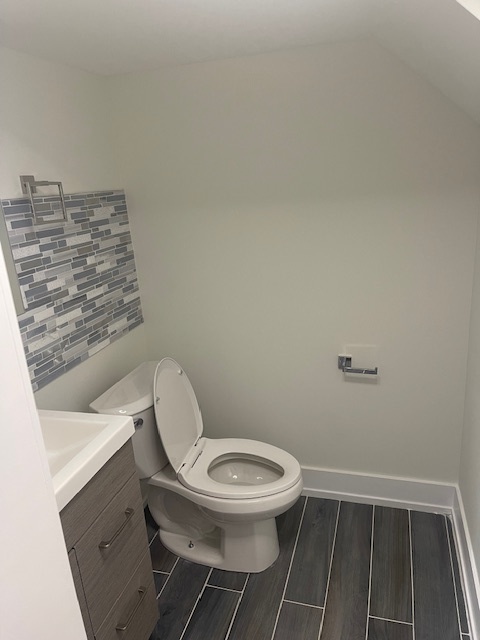 10127 S Paxton Avenue, Chicago, IL 60617