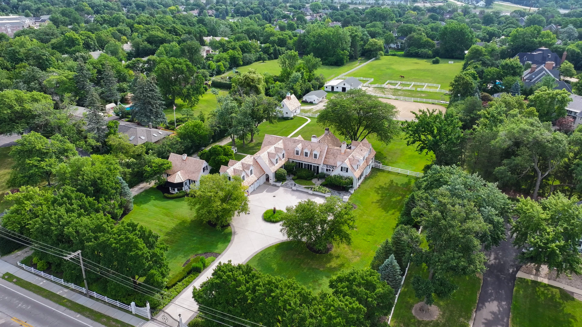 6191 S County Line Road, Burr Ridge, IL 60527