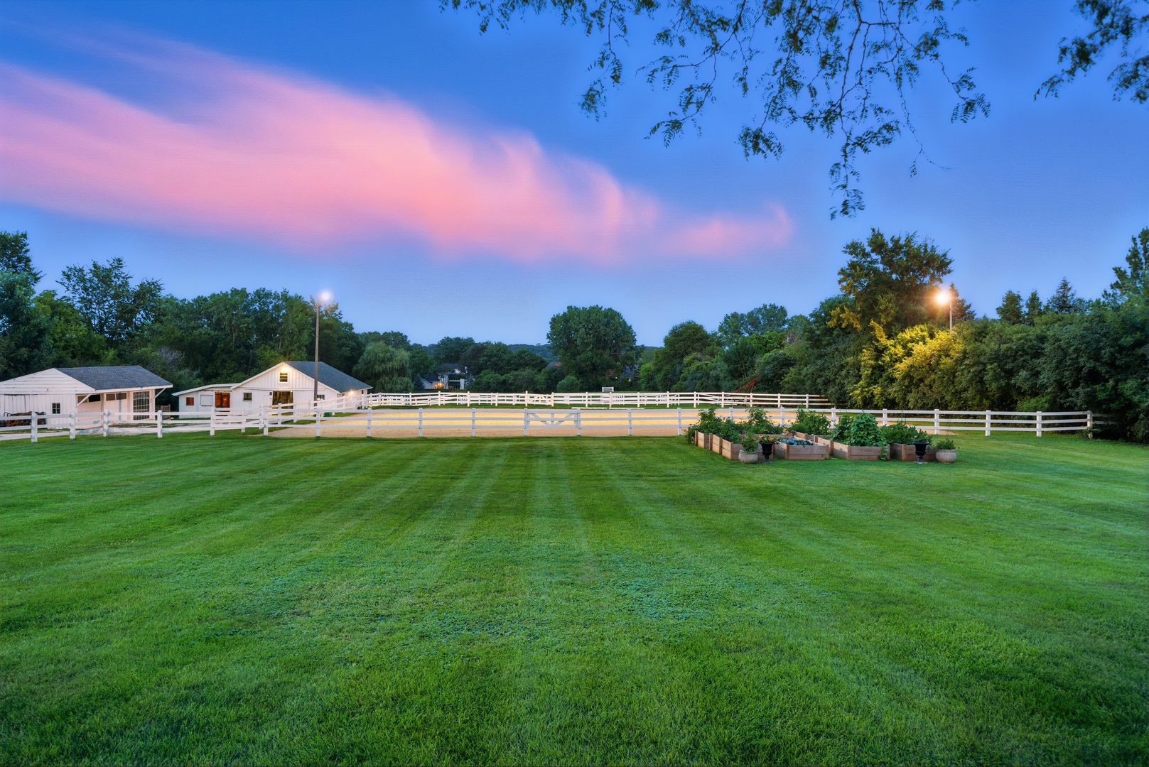 6191 S County Line Road, Burr Ridge, IL 60527