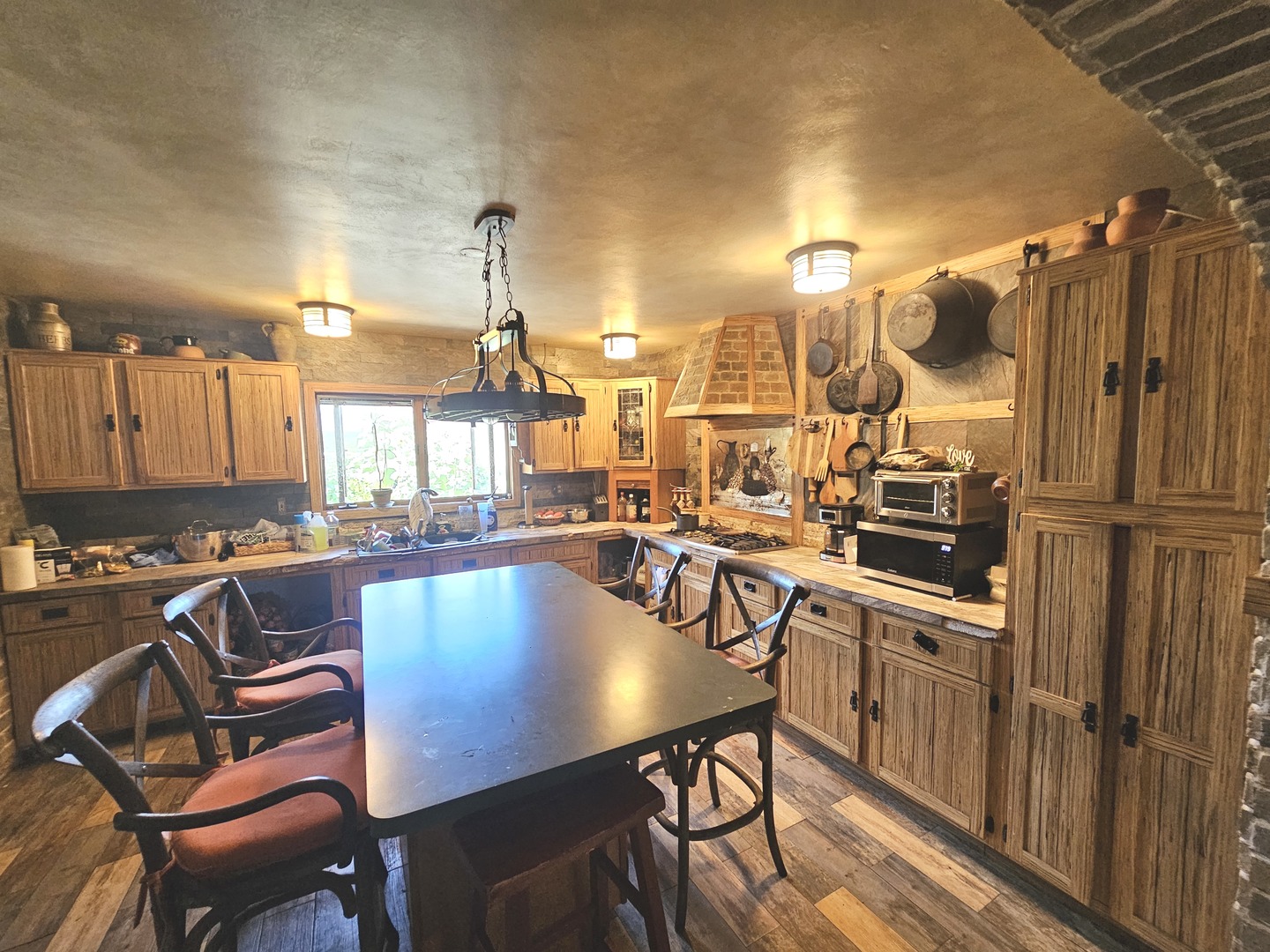 14720 W Il Route 173 Highway, Zion, IL 60099