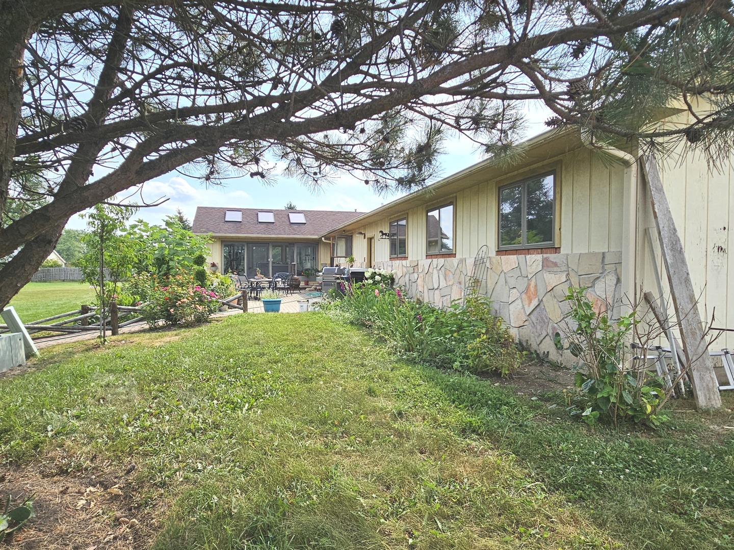 14720 W Il Route 173 Highway, Zion, IL 60099