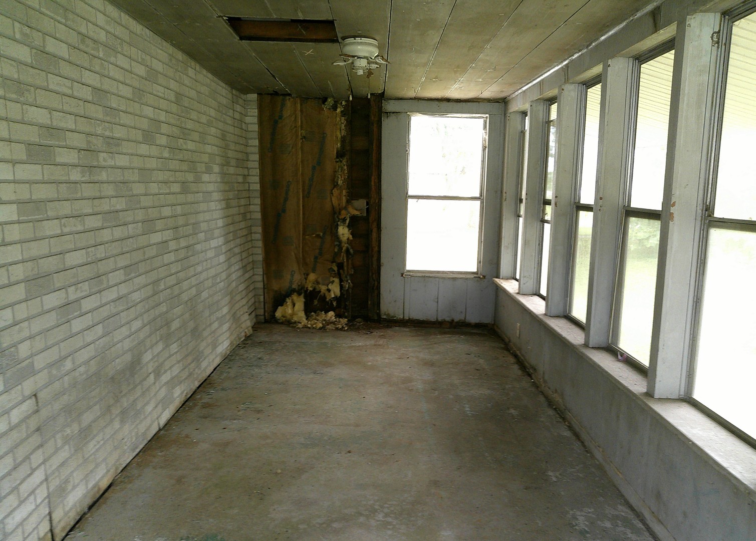 105 E 3rd Street, Hammond, IL 61929