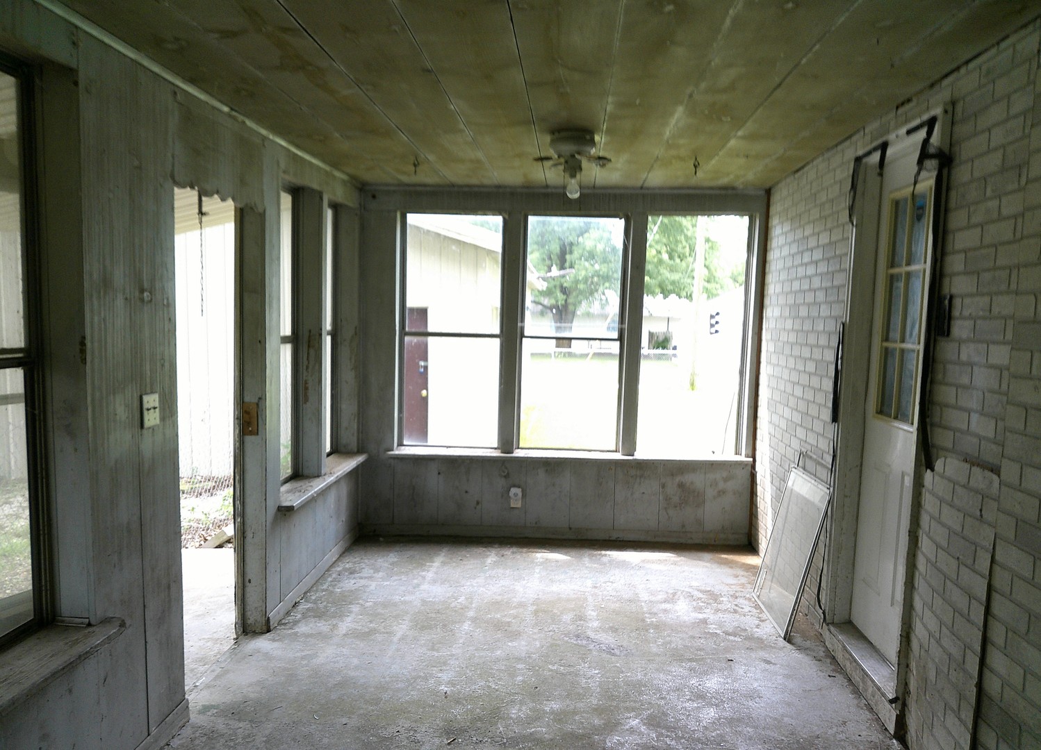 105 E 3rd Street, Hammond, IL 61929