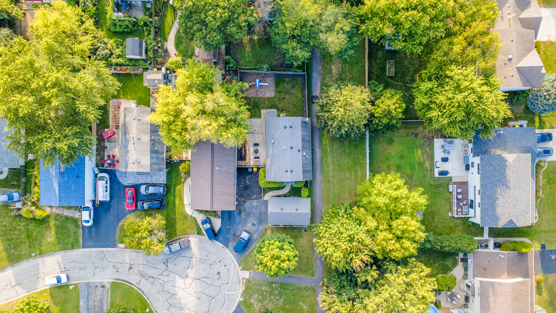 614 KAMIAH Court, Carol Stream, IL 60188