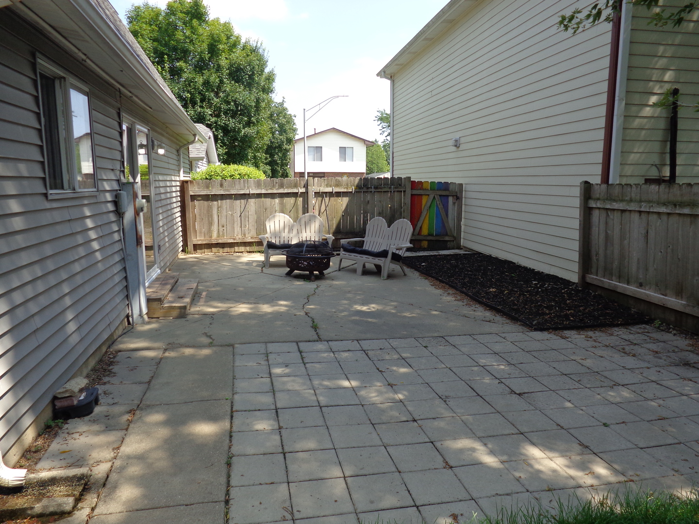 614 KAMIAH Court, Carol Stream, IL 60188
