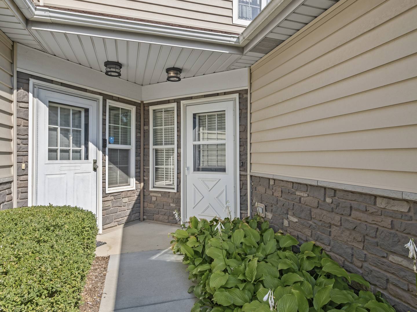 1229 Cranbrook Drive, Schaumburg, IL 60193
