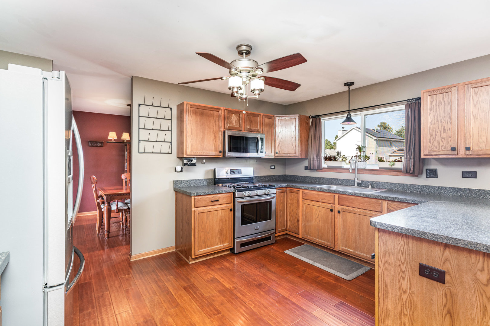 26552 W Stonebriar Way, Channahon, IL 60410