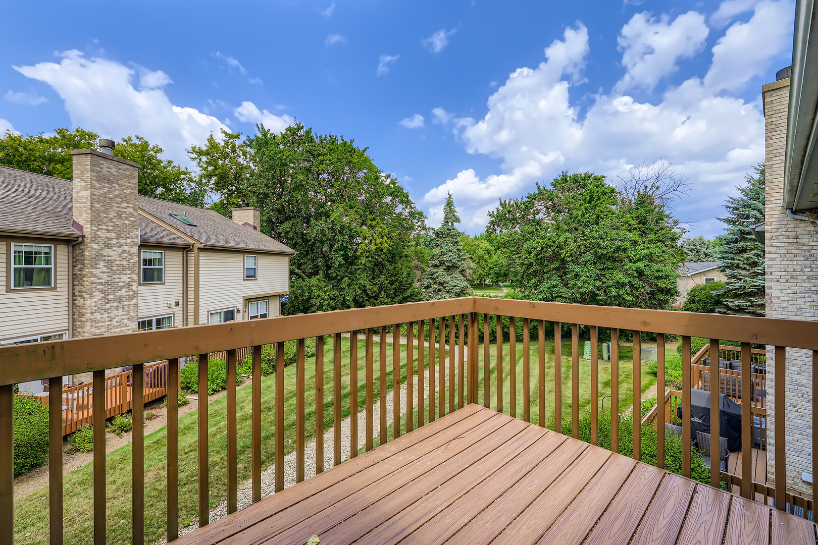416 Kresswood Drive #D, McHenry, IL 60050