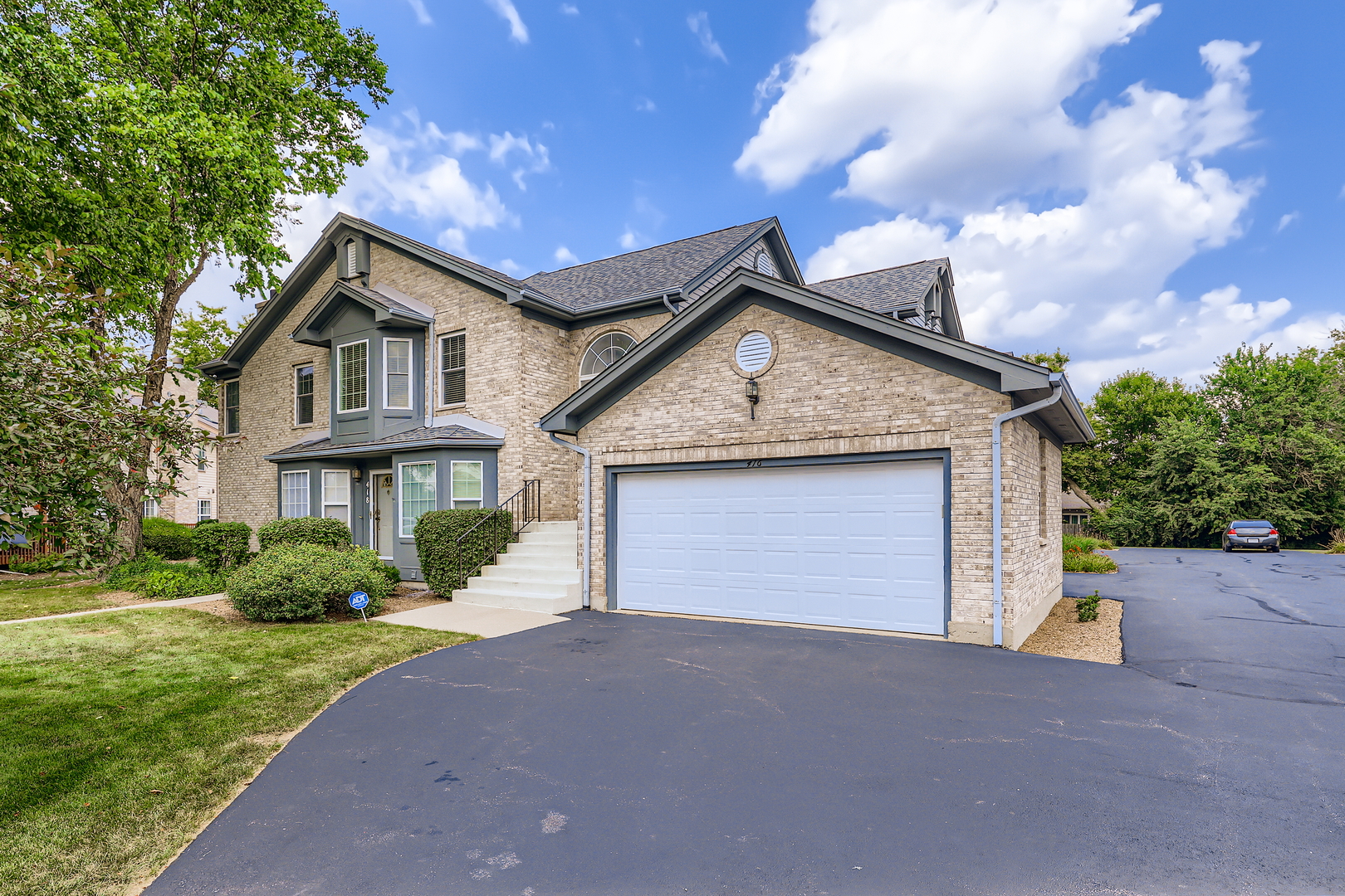 416 Kresswood Drive #D, McHenry, IL 60050