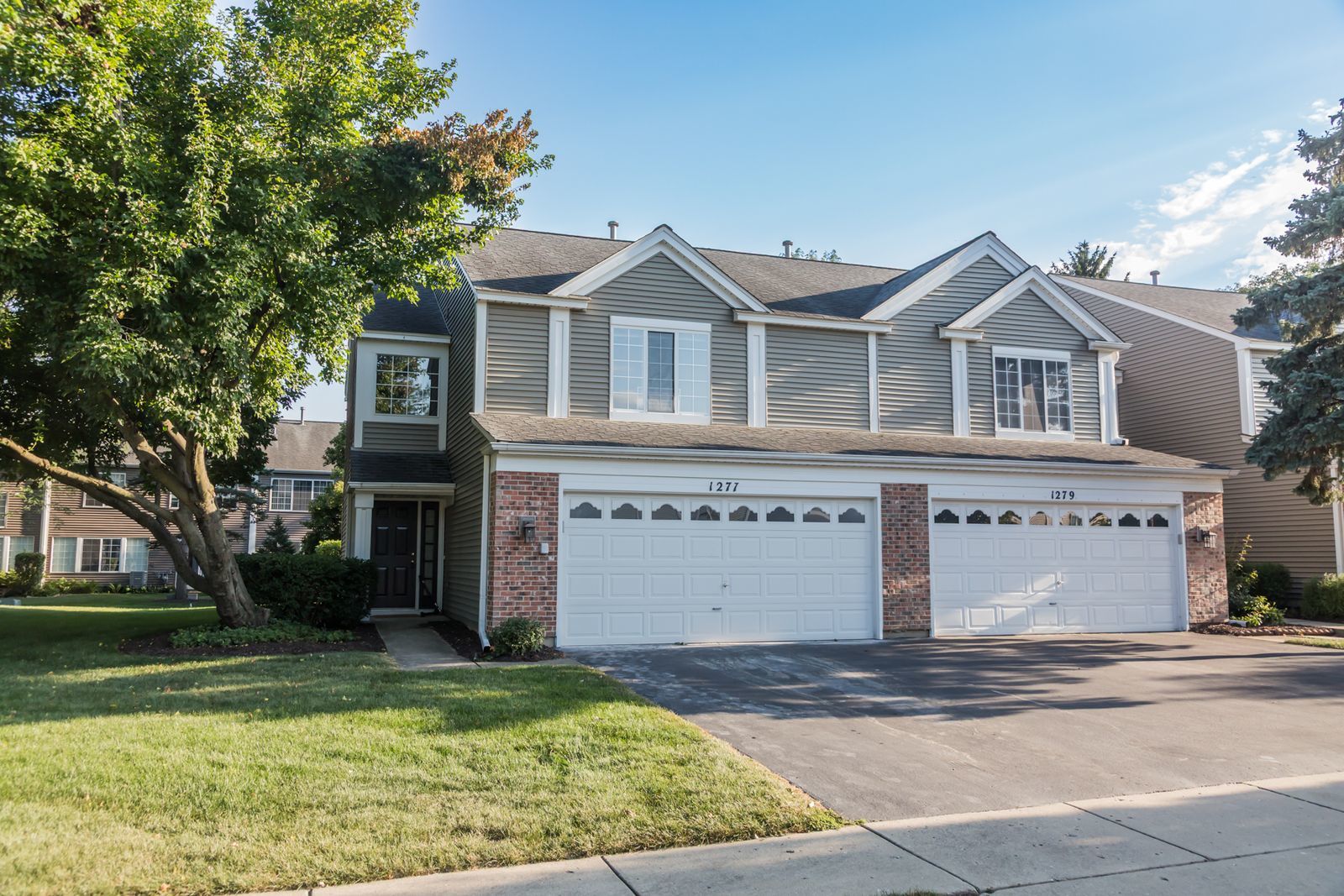 1277 Silk Oak Lane, Bartlett, IL 60103