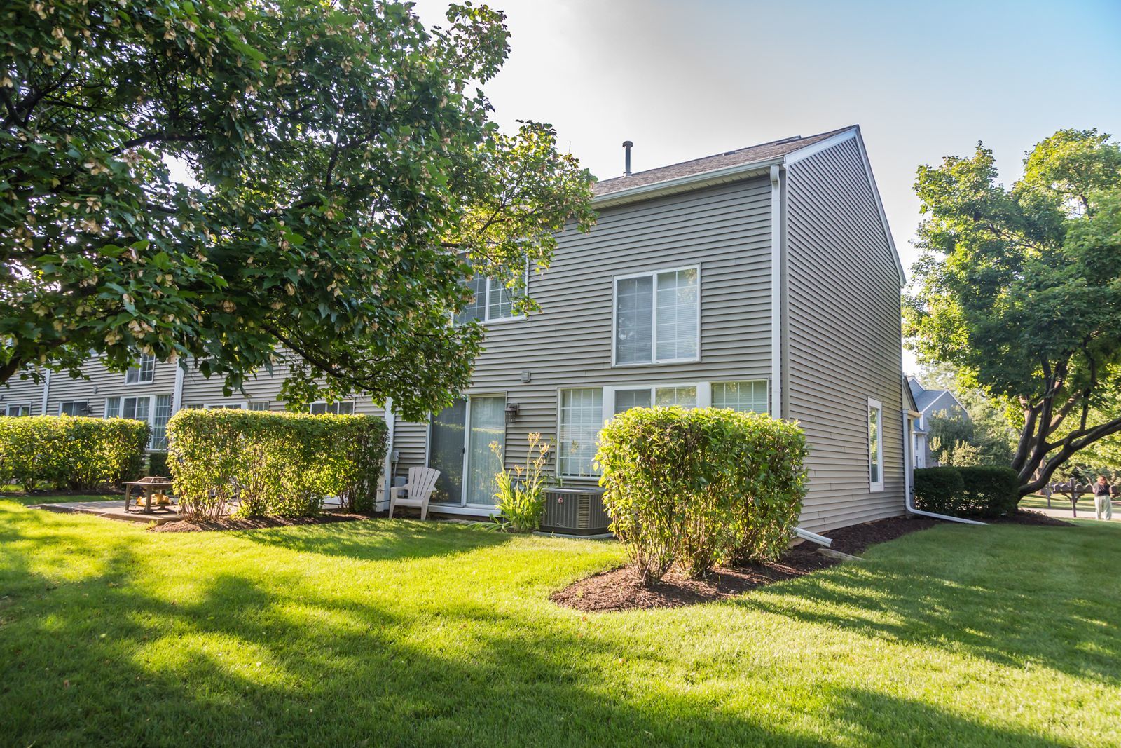 1277 Silk Oak Lane, Bartlett, IL 60103