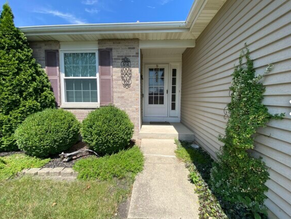 5363 Danbury Circle, Lake In The Hills, IL 60156