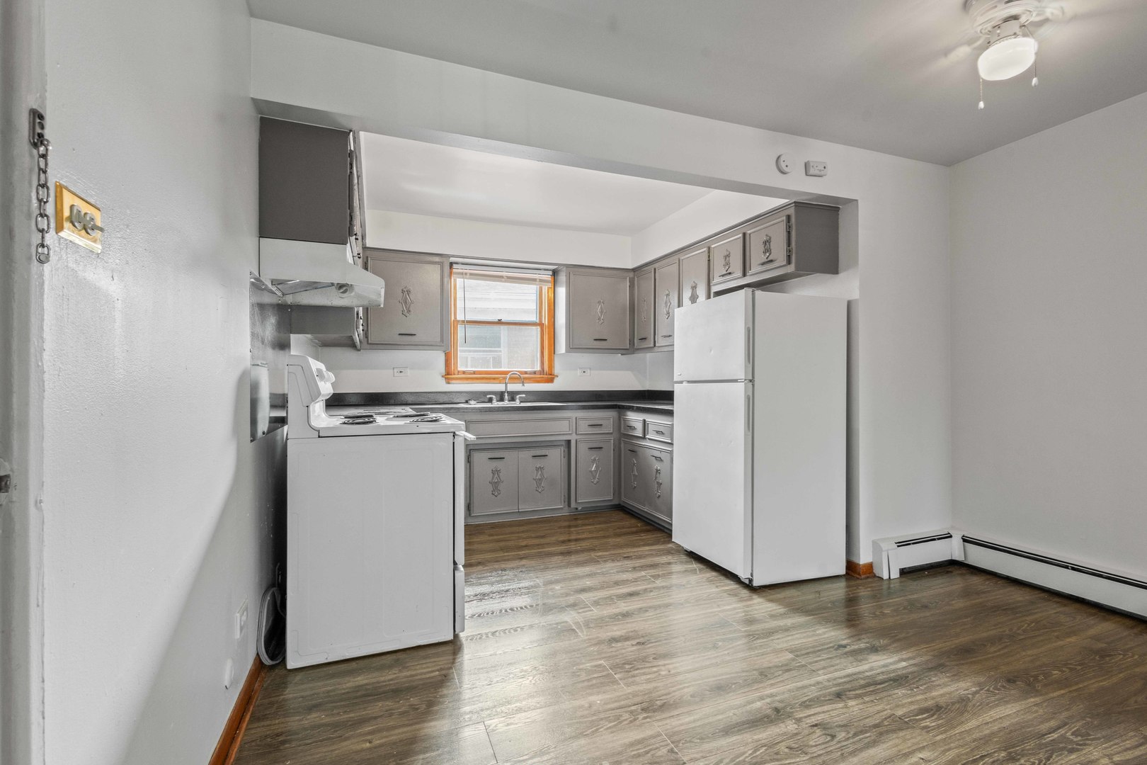 1025 - 49 Vermont Street, Calumet Park, IL 60827
