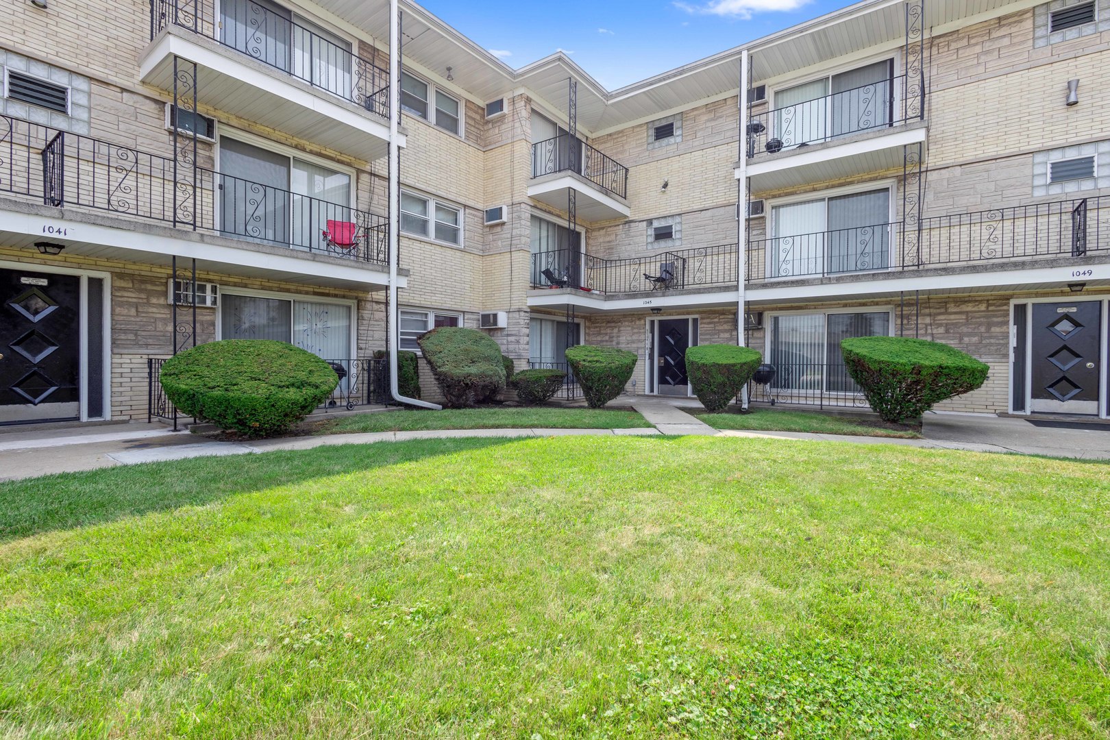1025 - 49 Vermont Street, Calumet Park, IL 60827