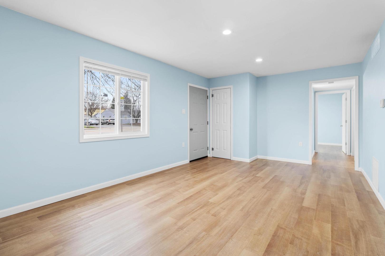 132 W Sauk Trail, South Chicago Heights, IL 60411