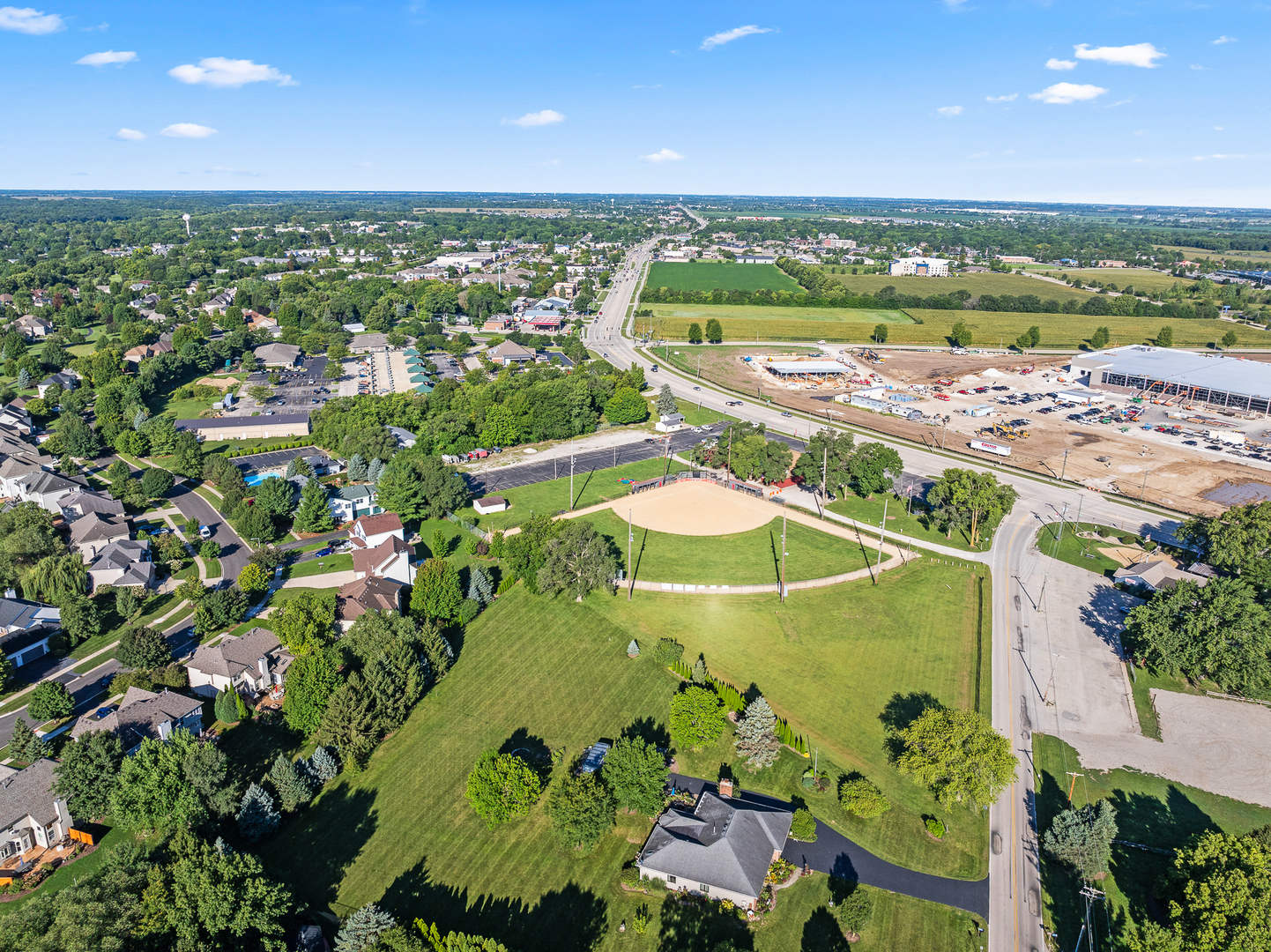 1123 Heartland Drive, Yorkville, IL 60560