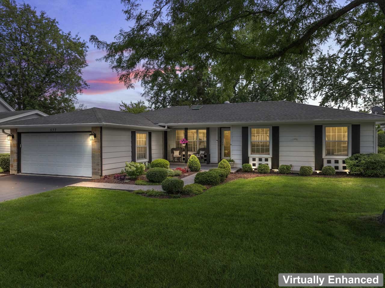 577 Lowestoft Lane, Elk Grove Village, IL 60007