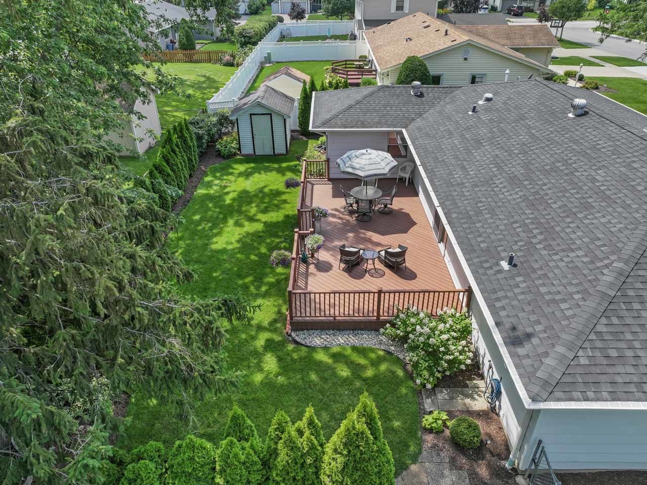 577 Lowestoft Lane, Elk Grove Village, IL 60007