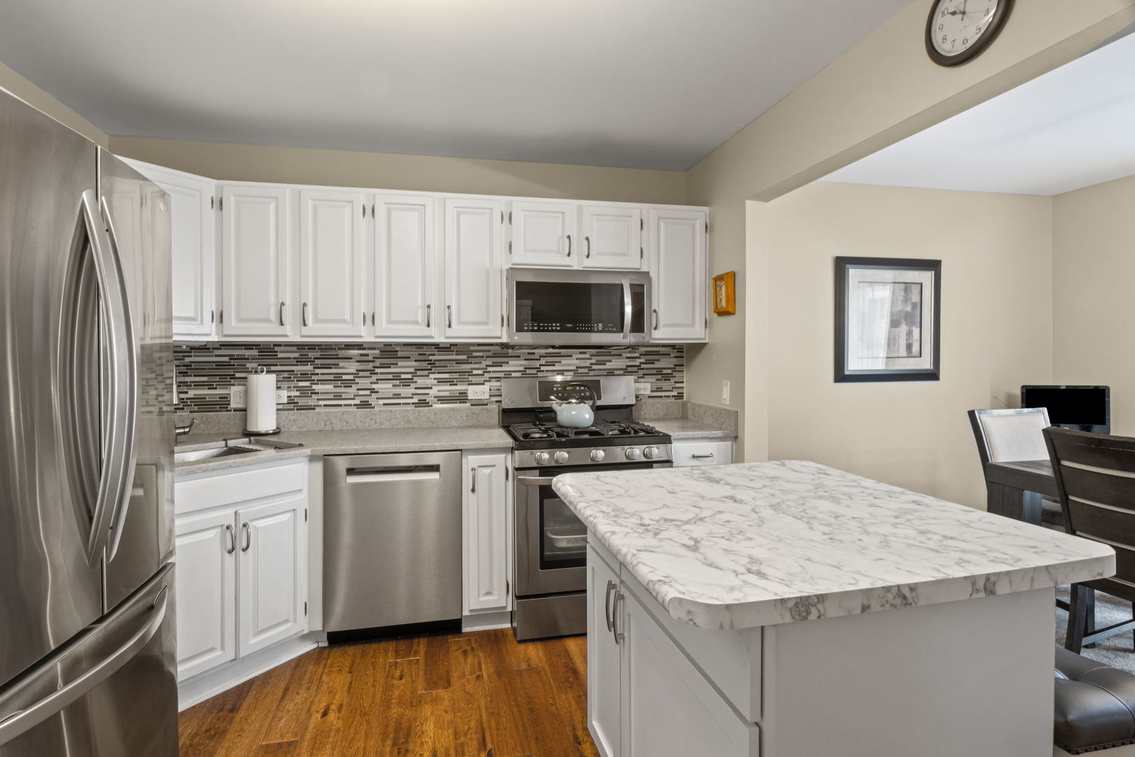 881 N Cove Drive #877C, Palatine, IL 60067