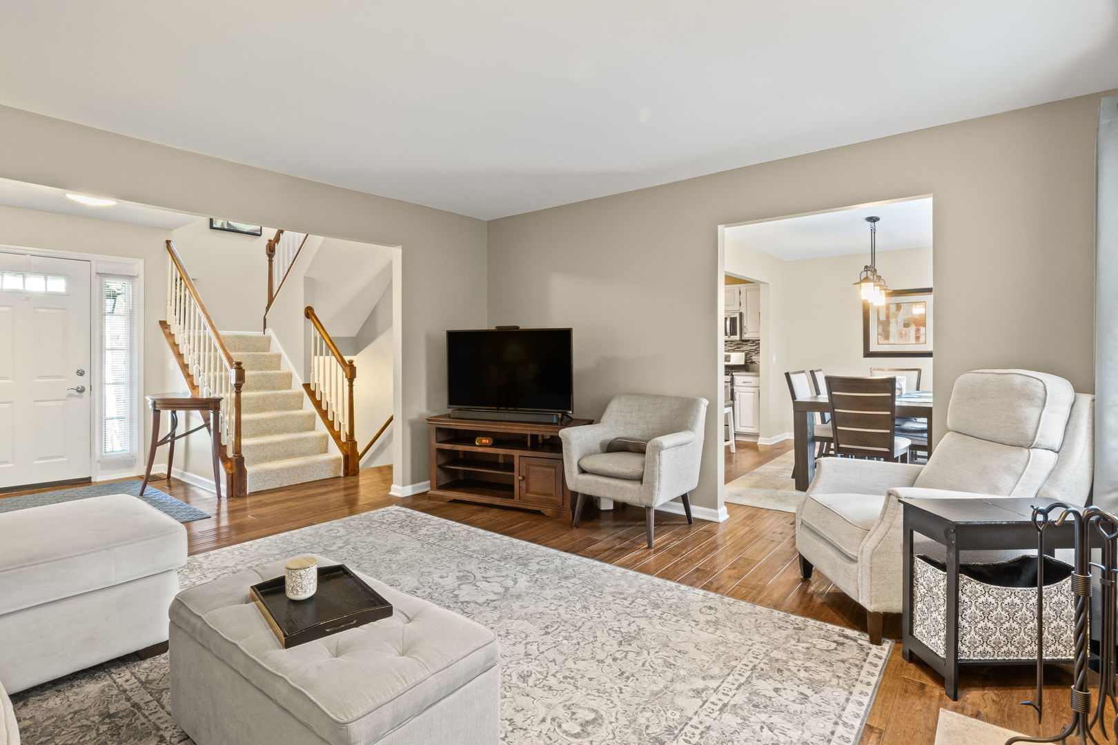881 N Cove Drive #877C, Palatine, IL 60067