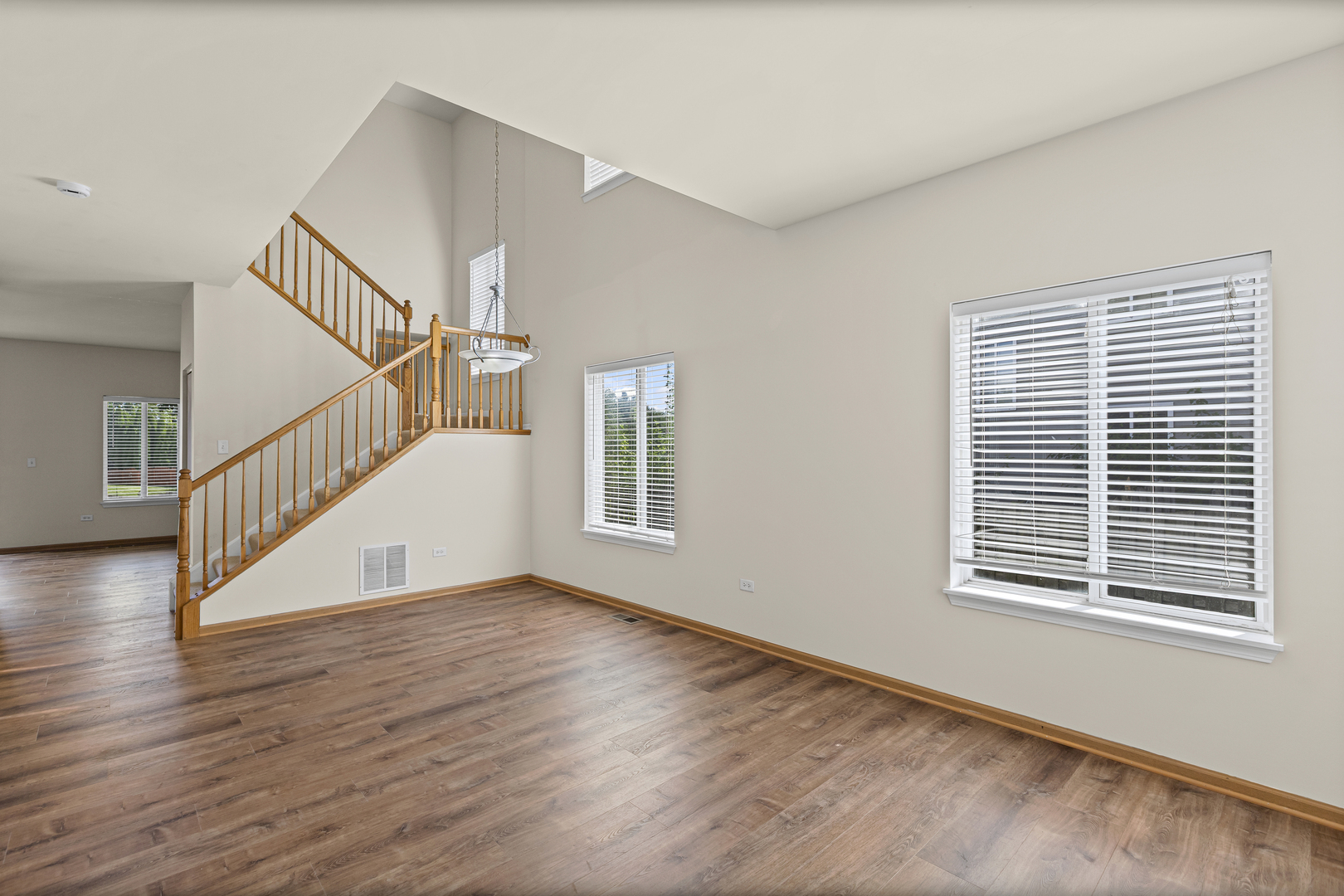 4304 Dillon Street #4304, Plano, IL 60545