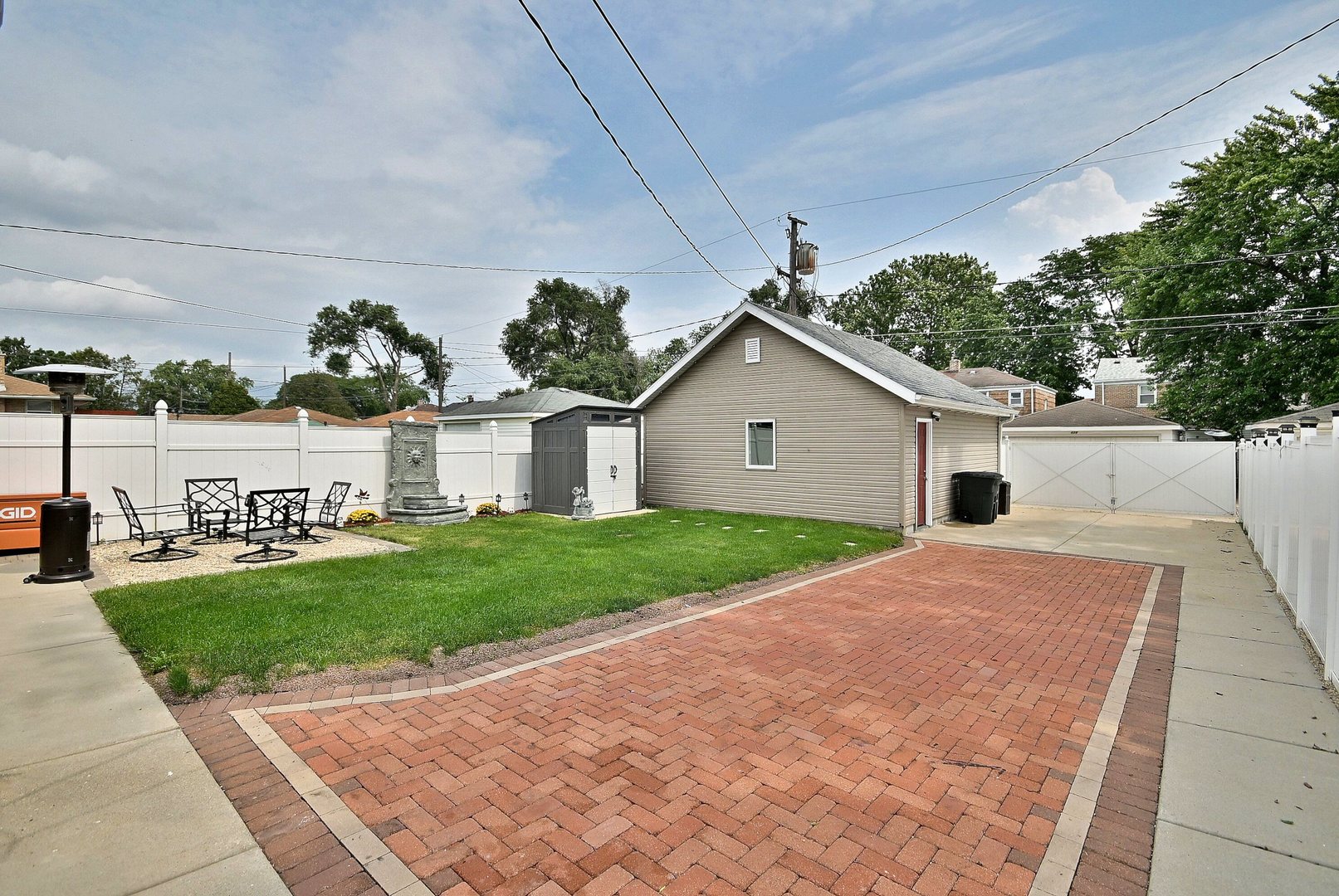 427 46th Avenue, Bellwood, IL 60104
