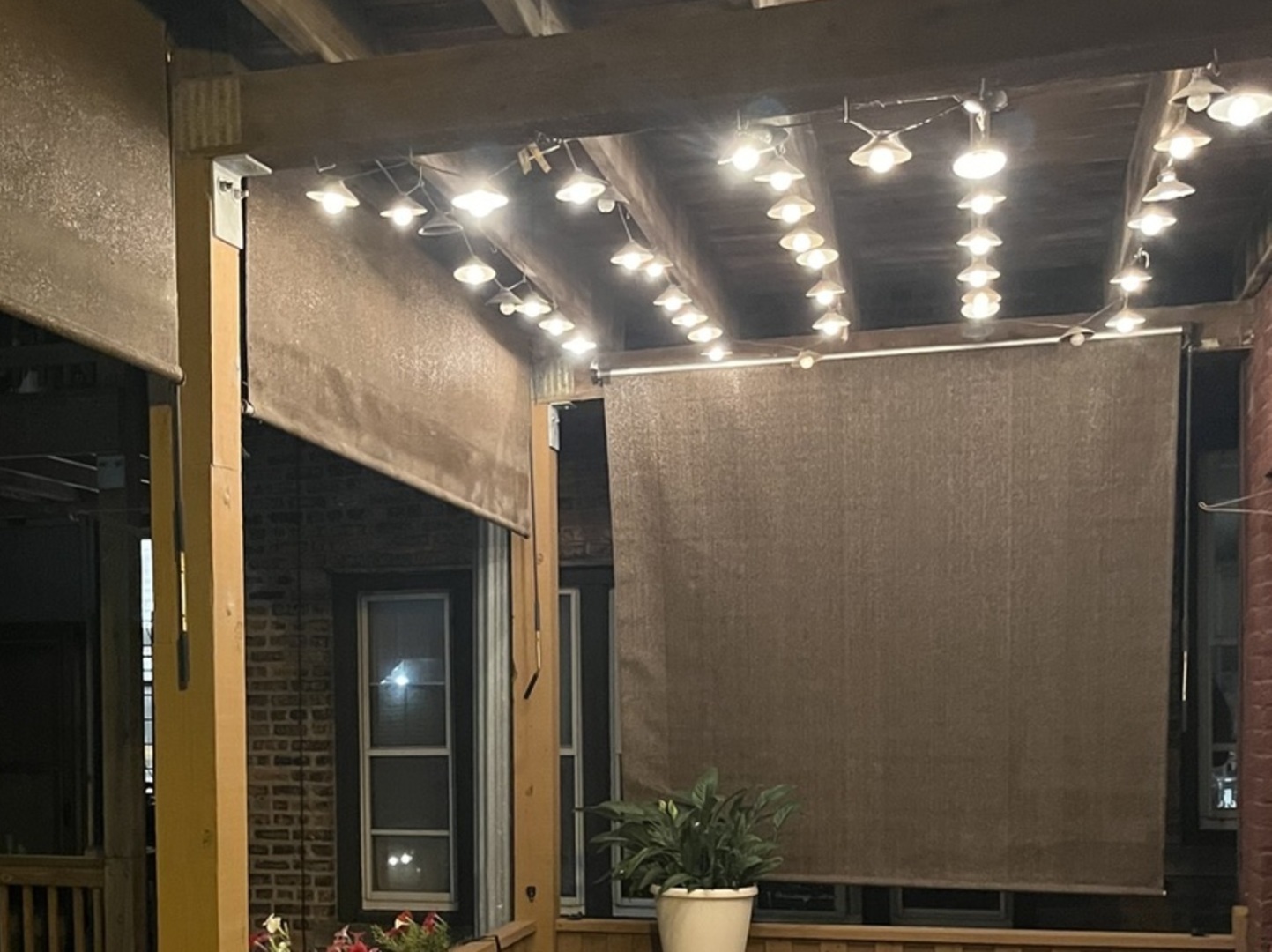 6807 N Lakewood Avenue #2S, Chicago, IL 60626