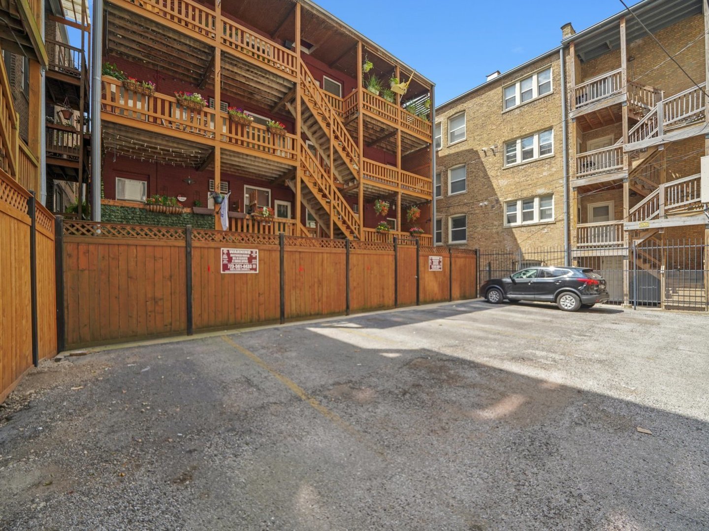 6807 N Lakewood Avenue #2S, Chicago, IL 60626