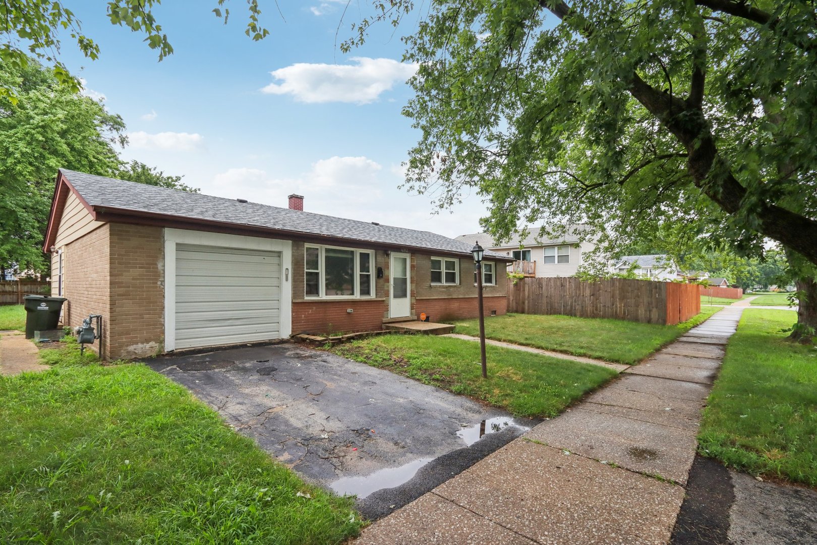 16352 California Avenue, Markham, IL 60428