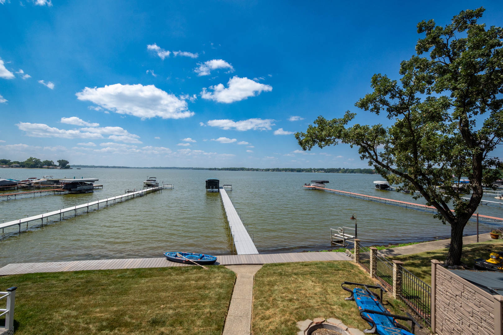 25320 W Buena Avenue, Lake Villa, IL 60046